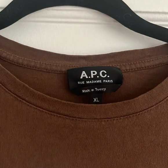 A.P.C. brown logo t-shirt - XL - Picture 5 of 7